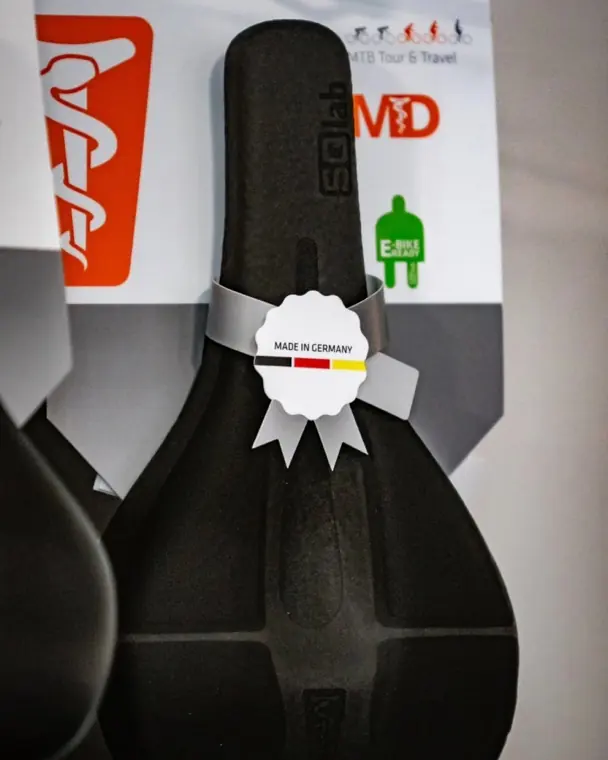 SQlab-Sattel aus der Nähe, mit dem Hinweis „Made in Germany